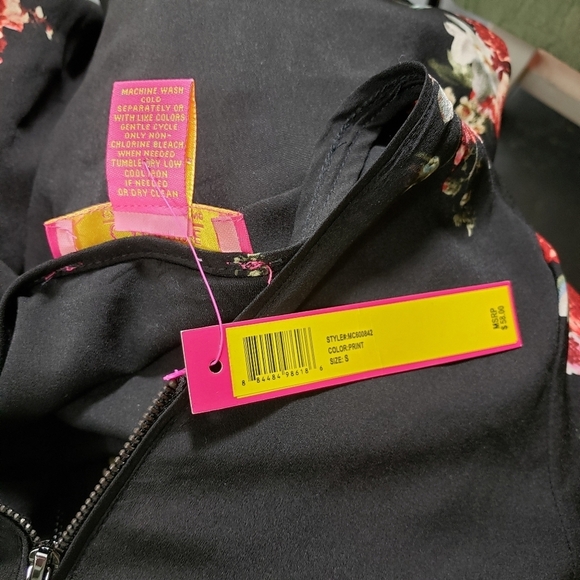 Catherine Malandrino NWT Womens Size S Floral Print Blouse - Picture 5 of 6